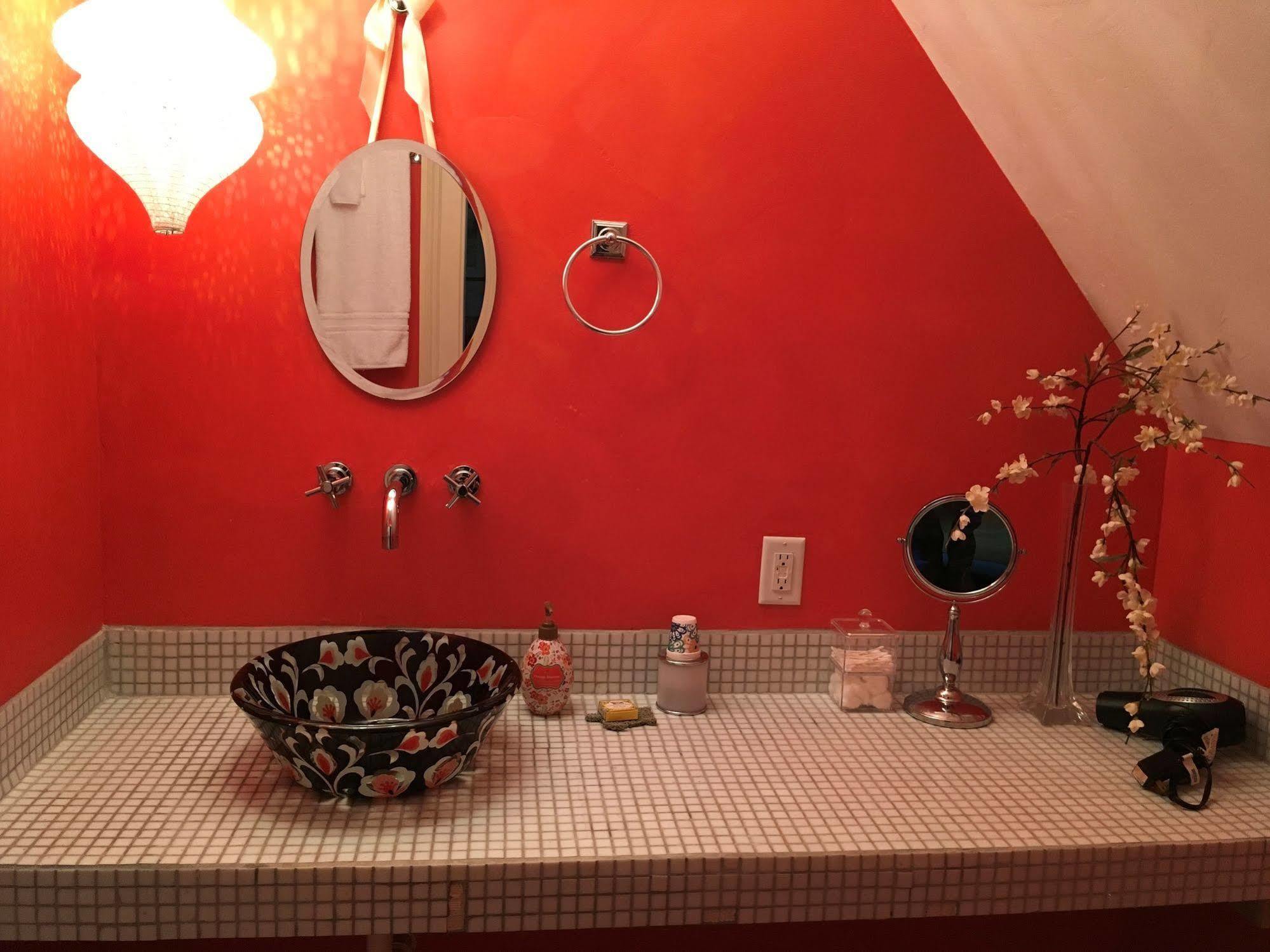 Dreamhouse Country Inn Bristol エクステリア 写真